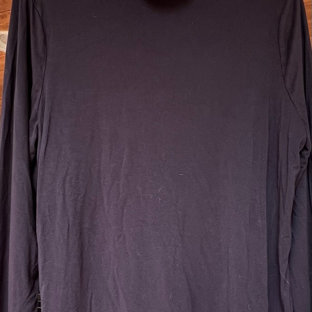 dip woman’s  Dark Gray Long Sleeve Shirt. Size XL.